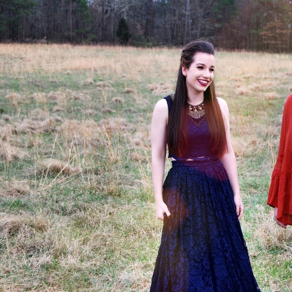 Prom dress - Picture 2 of 2